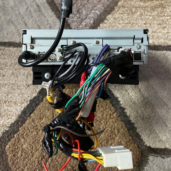 Clarion Car DVD Player - Picture 2 of 6